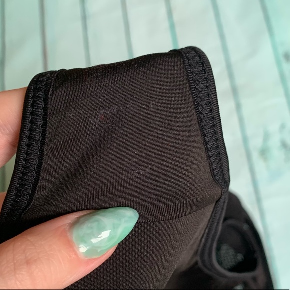 👙 NWOT ASOS net crochet Bikini Bottom - Picture 4 of 4